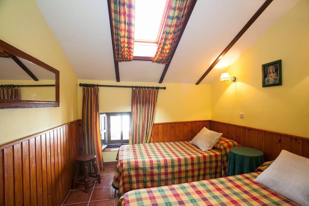 Nuestra Senora Del Carmen Hotel San Sebastián de Garabandal Quarto foto