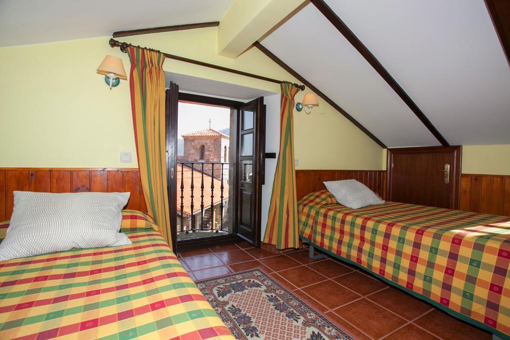 Nuestra Senora Del Carmen Hotel San Sebastián de Garabandal Quarto foto
