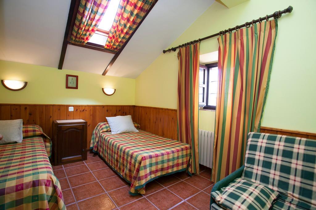 Nuestra Senora Del Carmen Hotel San Sebastián de Garabandal Quarto foto
